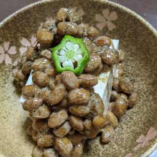 豆腐と納豆の冷や奴